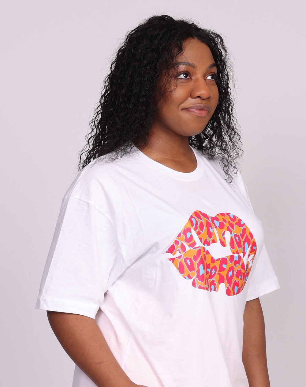 White Oversize T Shirt With Orange And Blue Leopard Lip Print