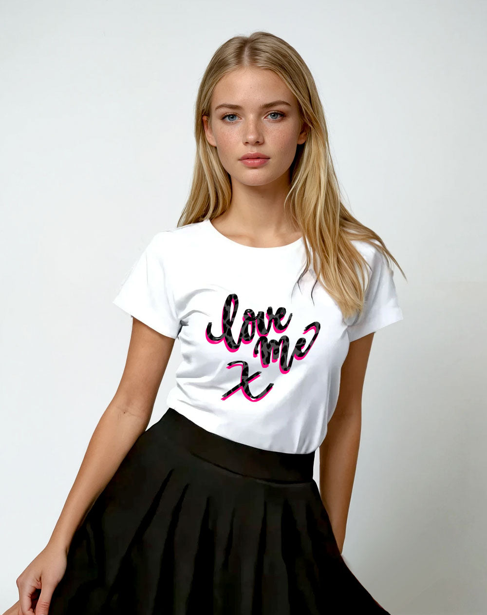 Black leopard Love Graphic Tshirt in White