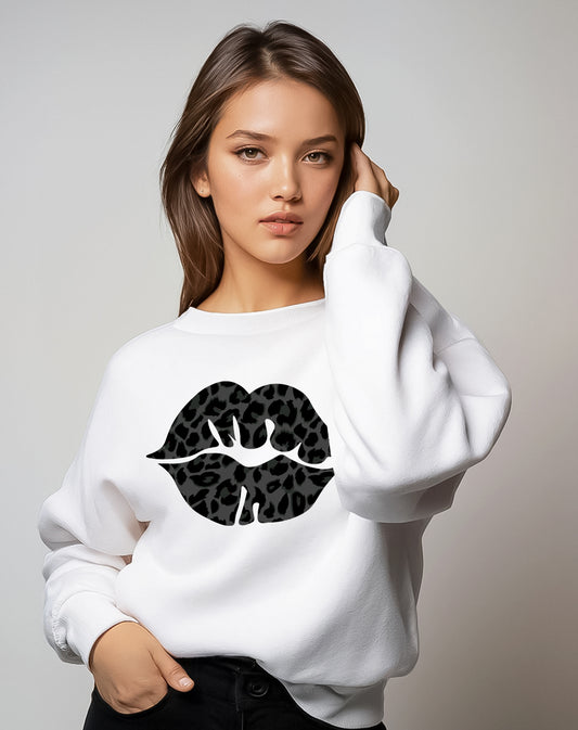 Black Leopard Line Lip Motif Jumper In White