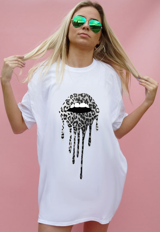 Monochrome Drip Lip TEE