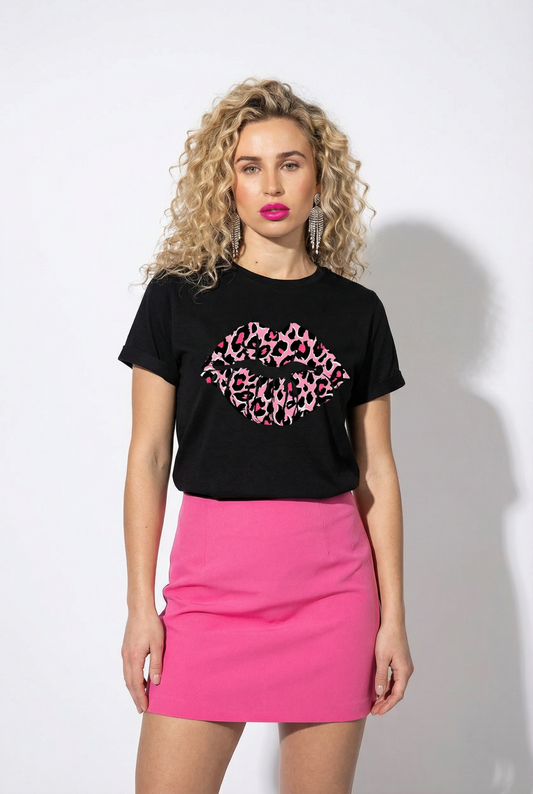 Pink And Rose Leopard Motif Lip T Shirt In Black