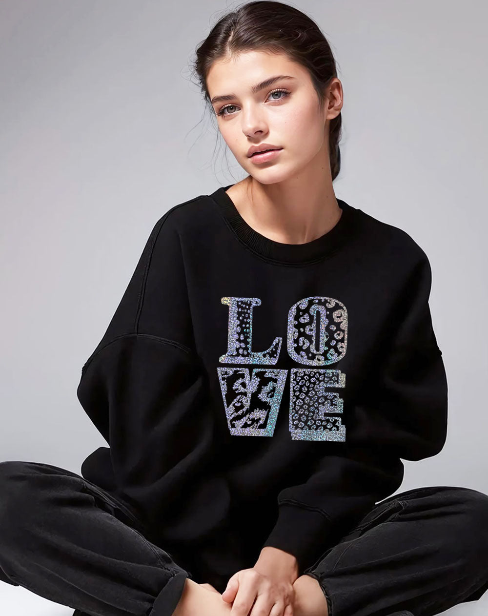 Love in Silver Graphic Text Sweatshirt In Black