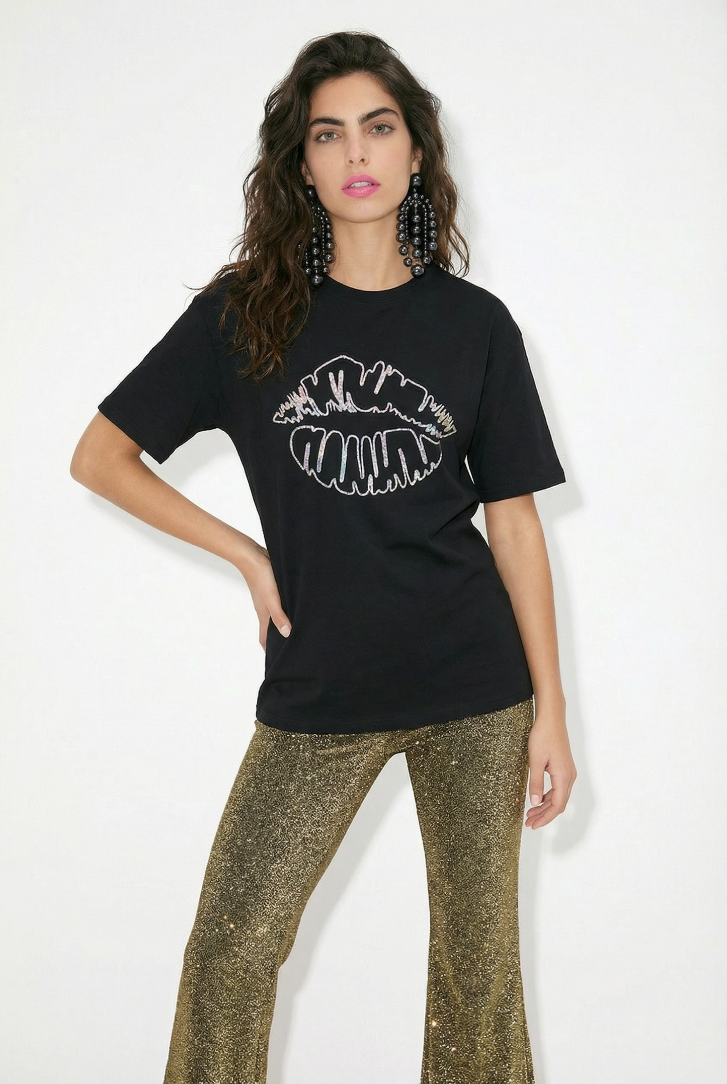 Gold Lip Outline Tshirt in Black
