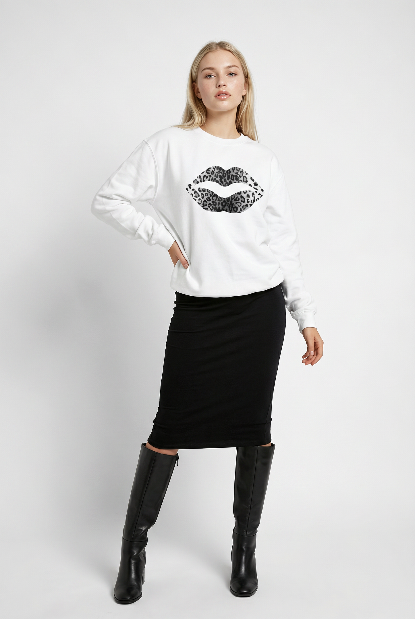 Black and White Leopard Lip Jumper In White