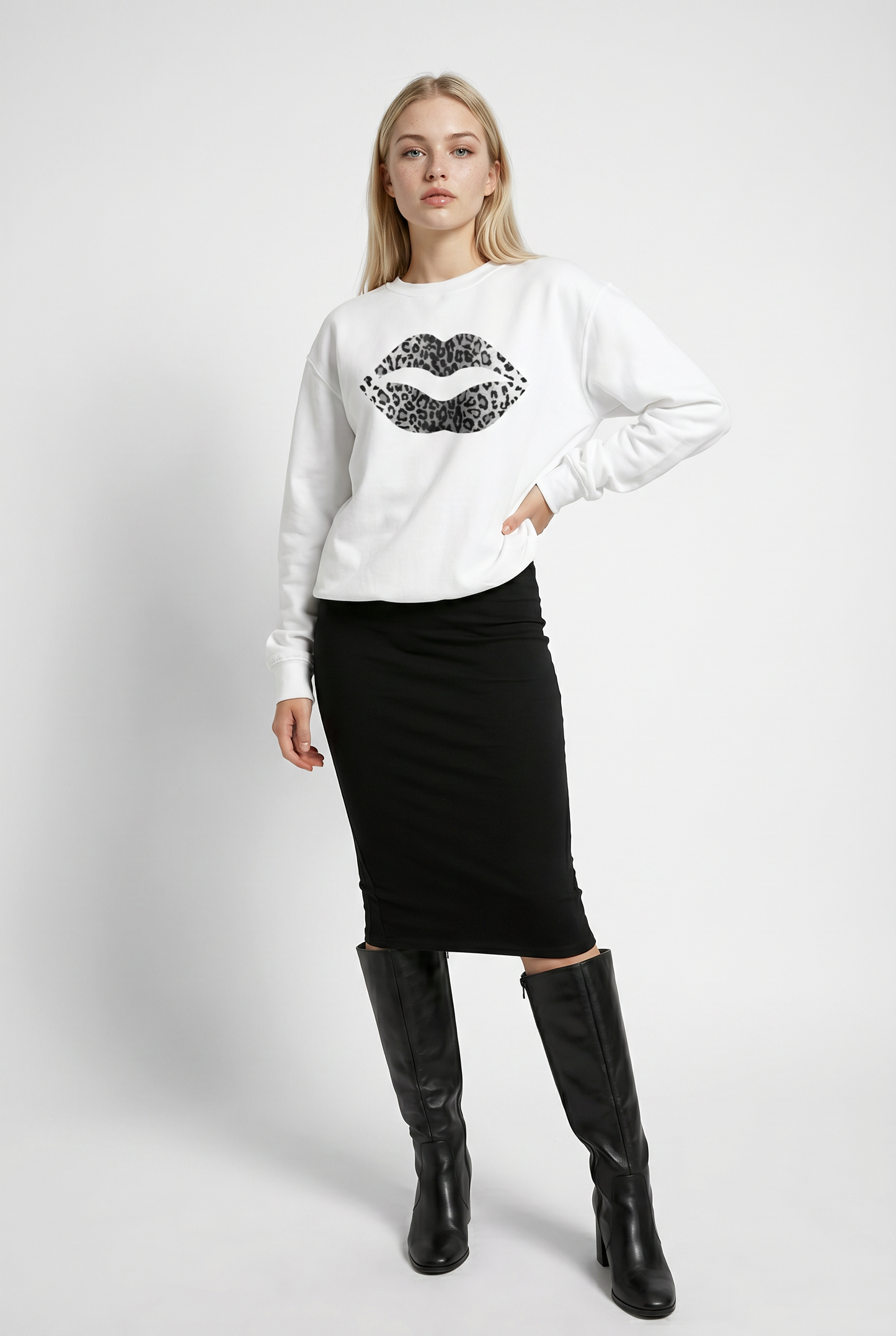 Black and White Leopard Lip Jumper In White