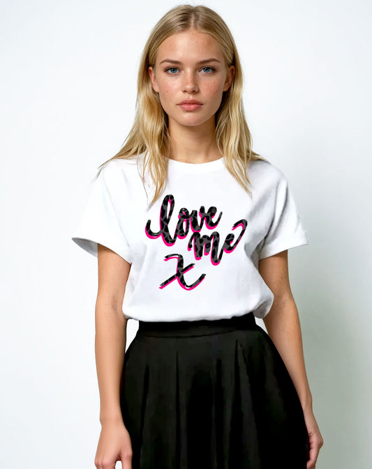 Black leopard Love  Graphic Tshirt in White