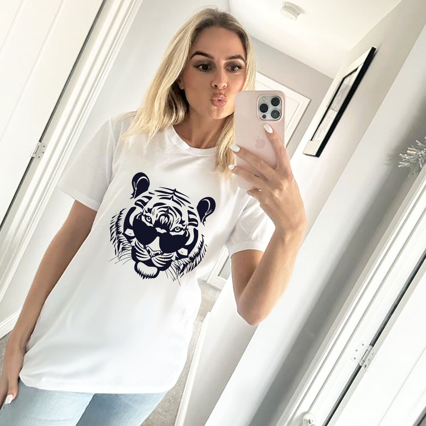 Roaring With Vision White Tshirt With Tiger Print