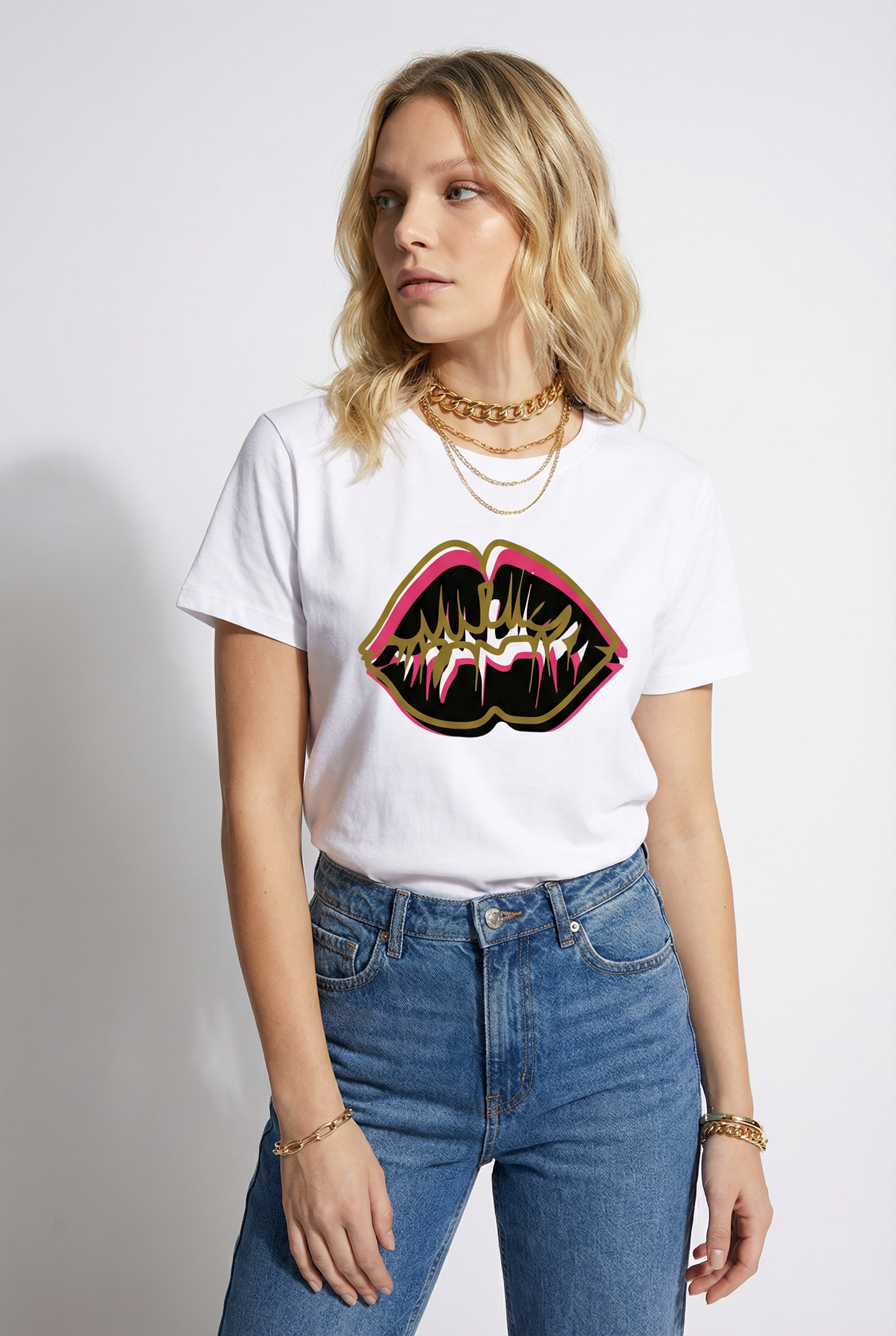 Kiss Of Glam Tshirt in White