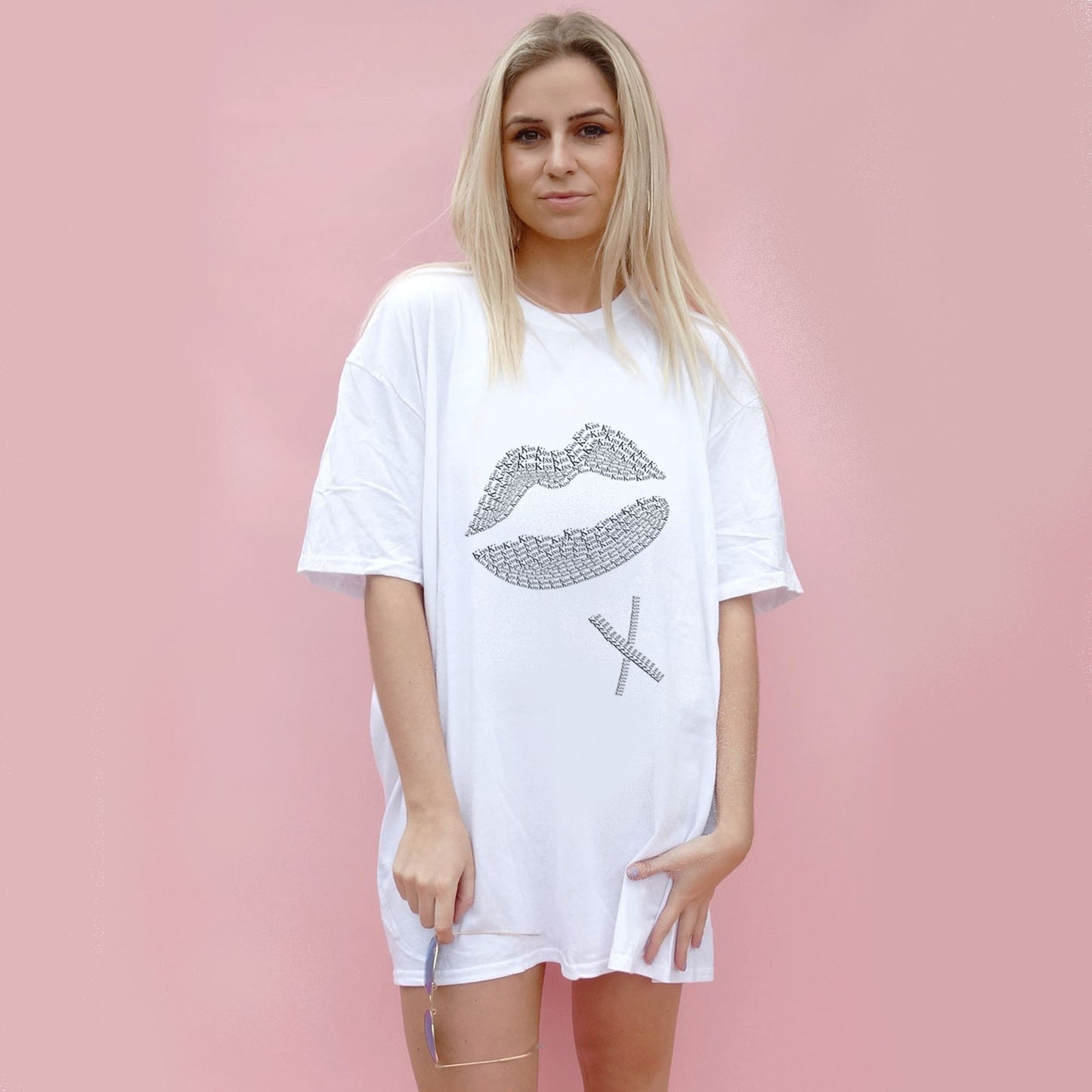 Kiss Black Text Lip Print T Shirt In White