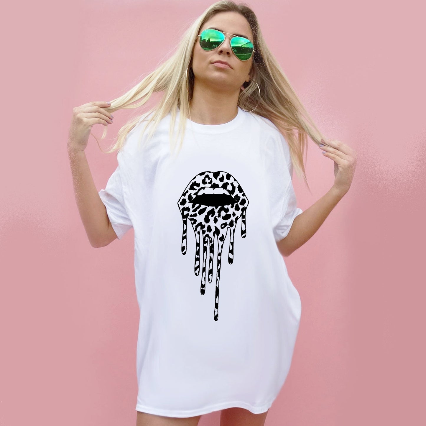 Leopard Print Outline Drip Lip Tshirt In White