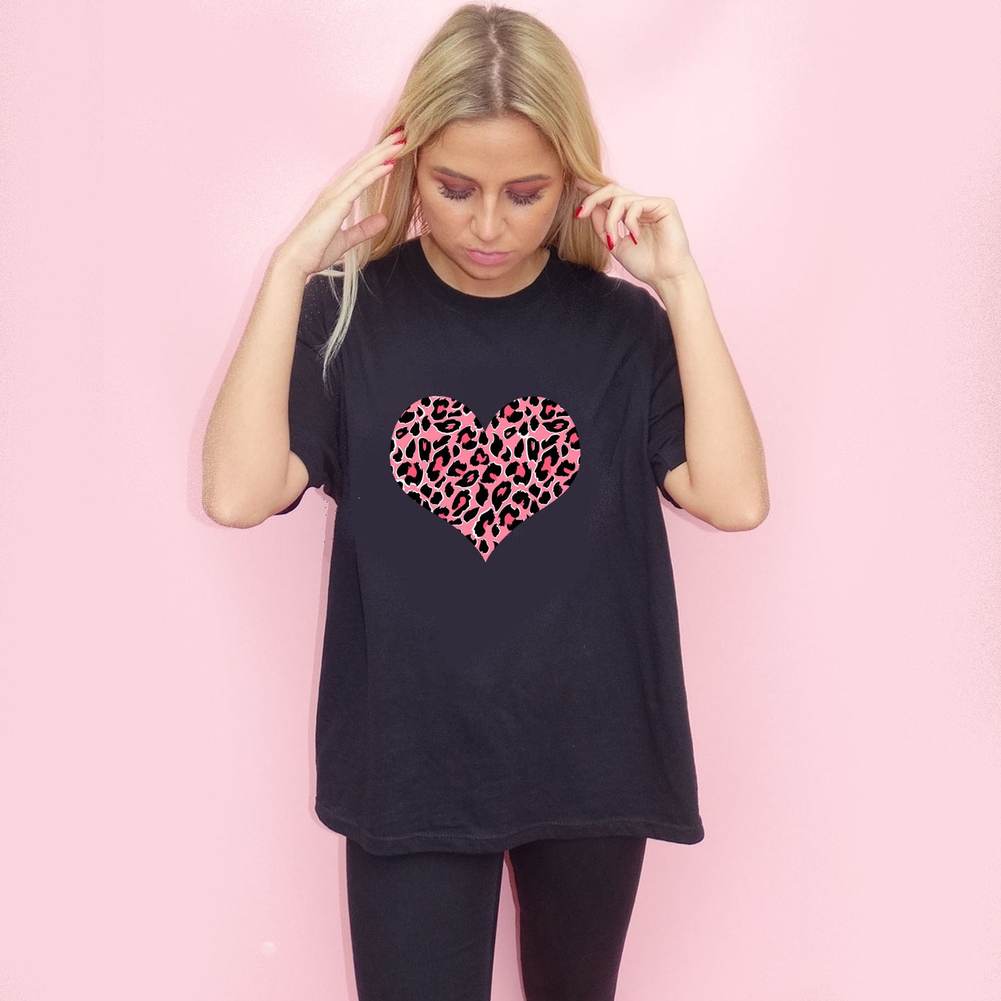 Pink And Rose Leopard Heart Print Tshirt In Black