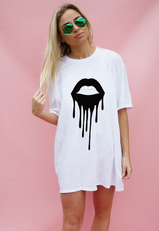 Black Drip Lip TEE